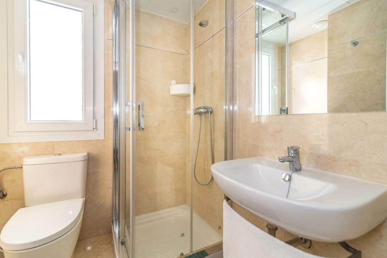Apartamento Recently Decorated 2Bdr Penthouse In Fuengirola Exterior foto